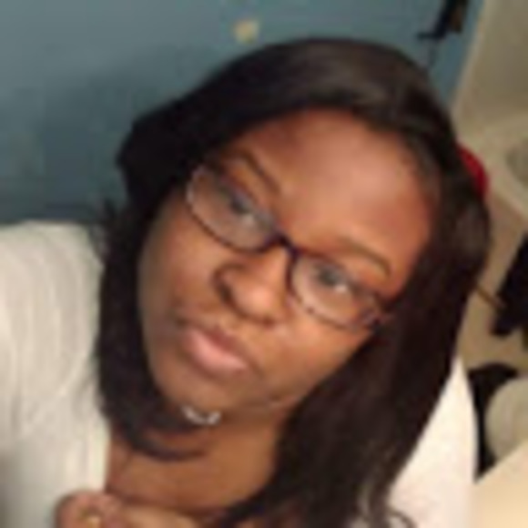 Meet your Posher, Shaquita - Picture 1 of 1